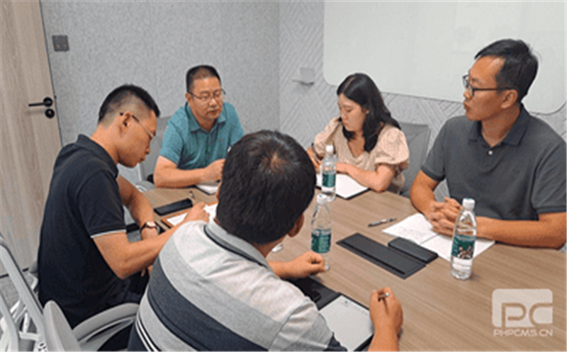 “增强企业劳动；；；；；；；； 关爱职工身心康健” 冶勘物流分工会开展清静检查暨“夏送清凉“慰问运动